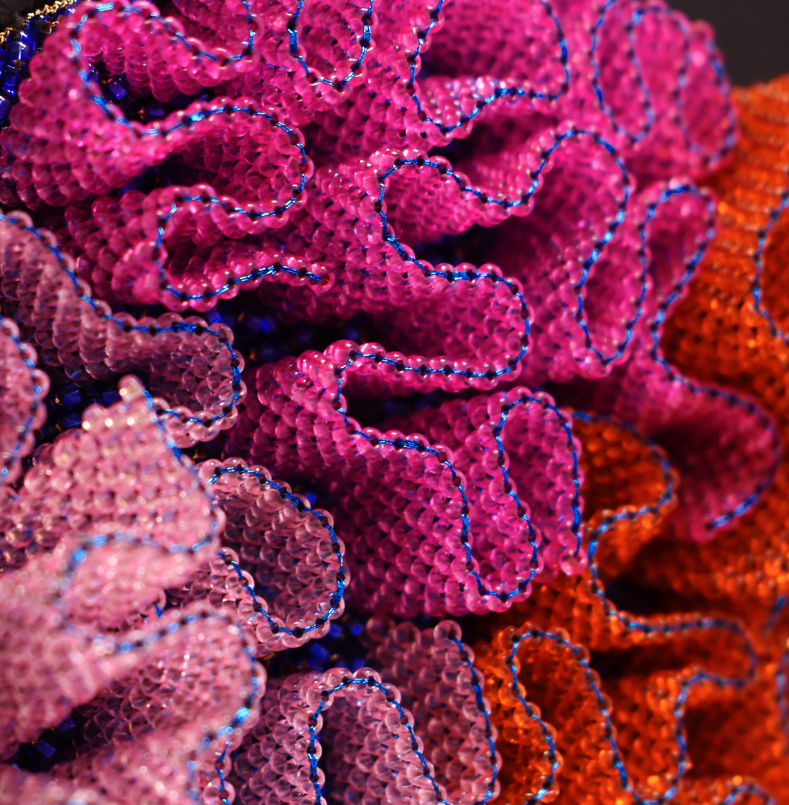 Lire la suite à propos de l’article Concours international des mini textiles 2025